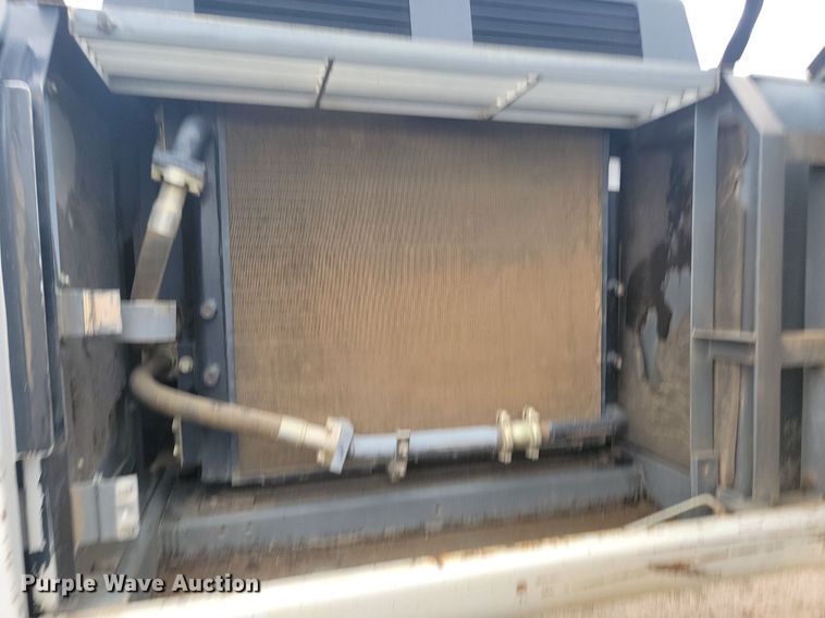 image for item JG9688 1997 Link-Belt 3400 Quantum  long reach excavator