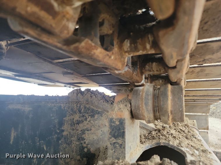 image for item JG9688 1997 Link-Belt 3400 Quantum  long reach excavator