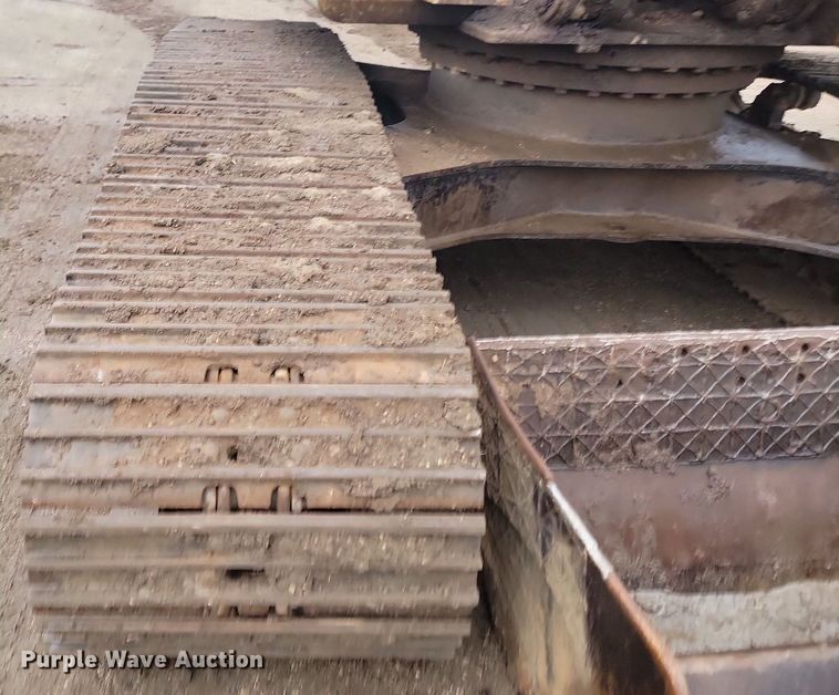 image for item JG9688 1997 Link-Belt 3400 Quantum  long reach excavator