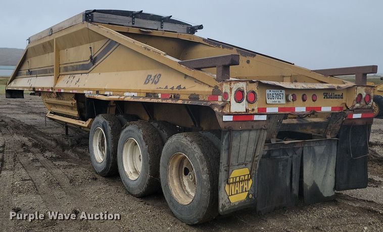 image for item JG9689 1996 Midland MG40MC3000  bottom dump trailer