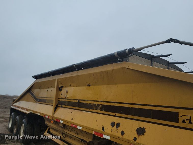 image for item JG9689 1996 Midland MG40MC3000  bottom dump trailer