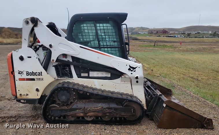 image for item JG9690 2016 Bobcat T590  skid steer loader