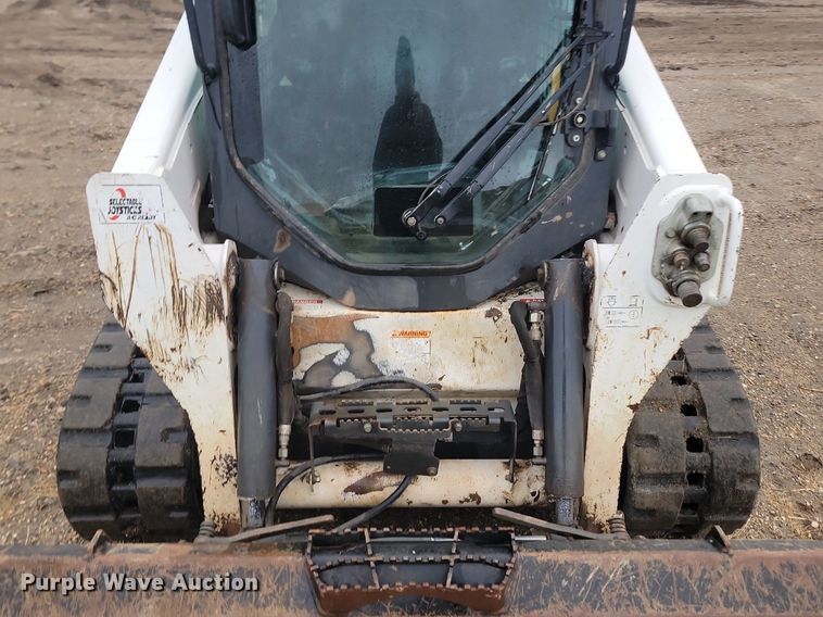 image for item JG9690 2016 Bobcat T590  skid steer loader