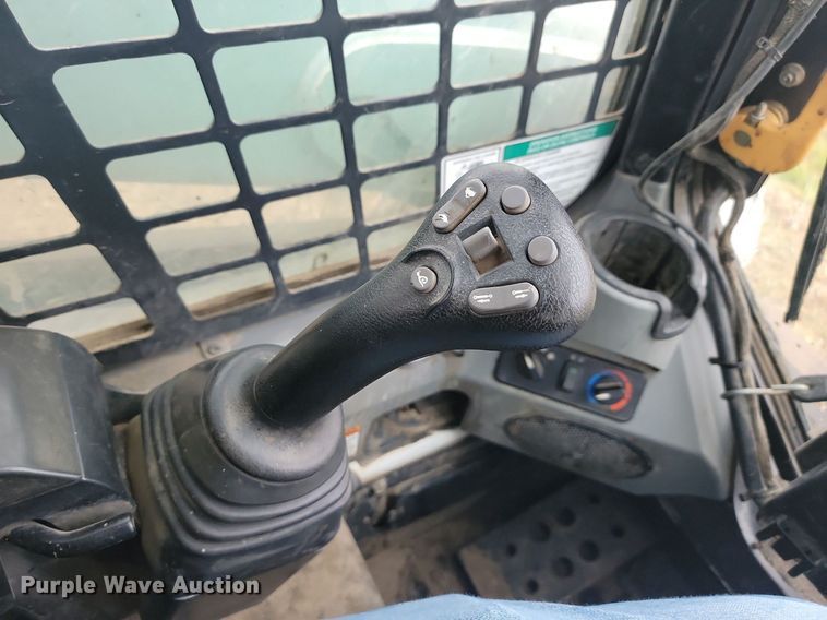 image for item JG9690 2016 Bobcat T590  skid steer loader