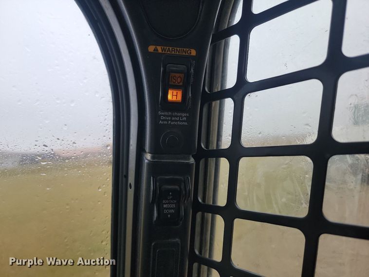 image for item JG9690 2016 Bobcat T590  skid steer loader