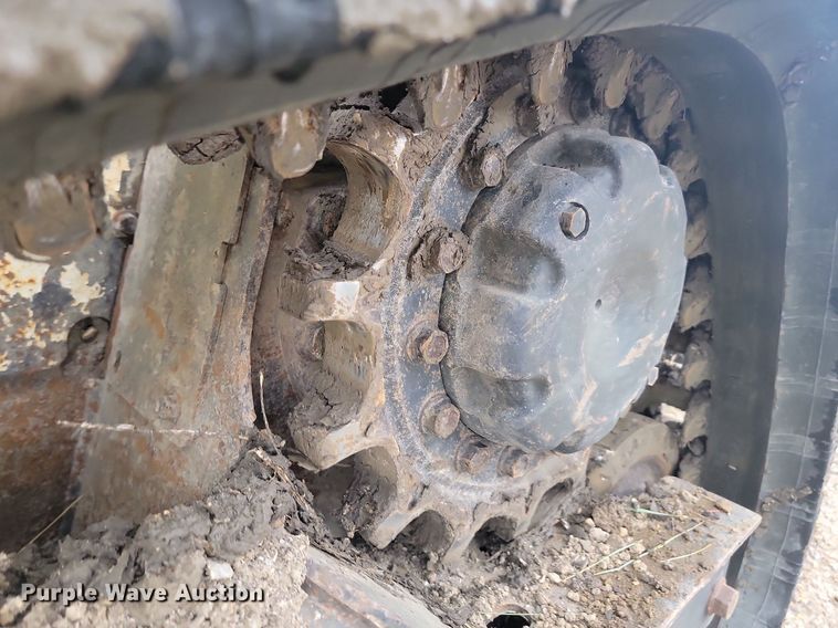 image for item JG9690 2016 Bobcat T590  skid steer loader