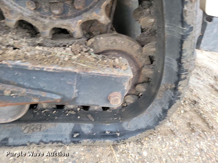 image for item JG9690 2016 Bobcat T590  skid steer loader