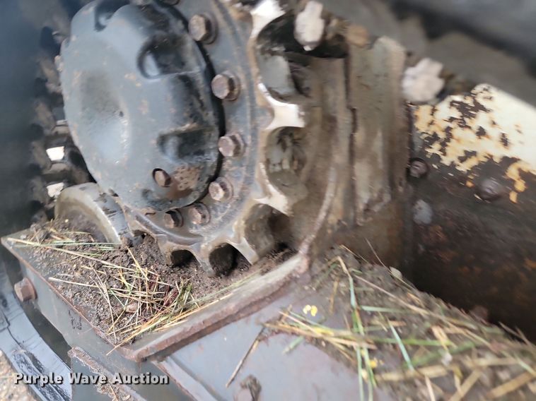 image for item JG9690 2016 Bobcat T590  skid steer loader