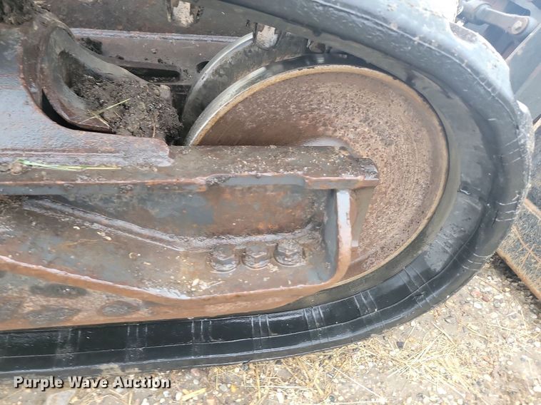 image for item JG9690 2016 Bobcat T590  skid steer loader