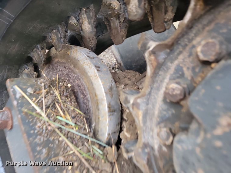 image for item JG9690 2016 Bobcat T590  skid steer loader