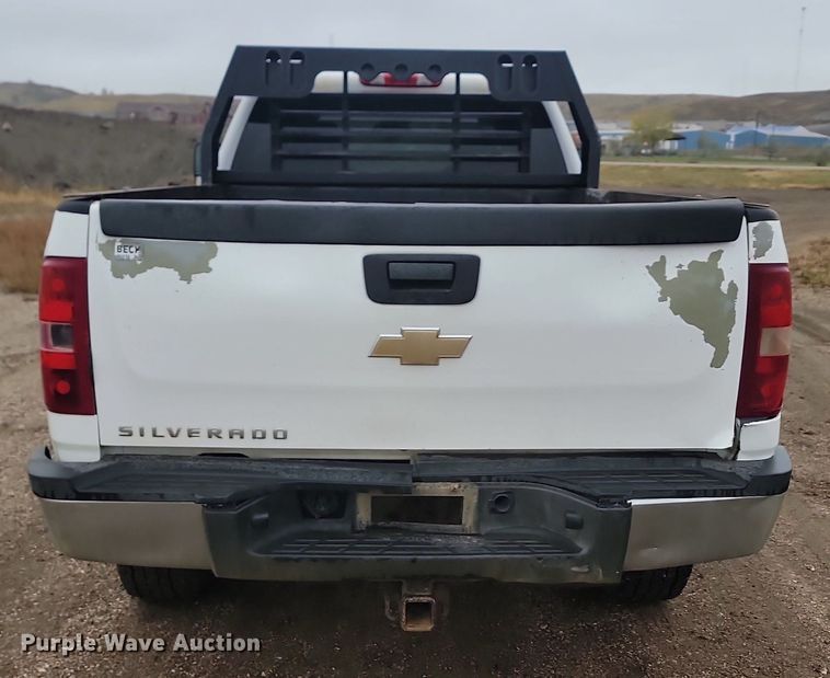 image for item JG9691 2010  Chevrolet Silverado 3500HD  Ext. Cab pickup truck