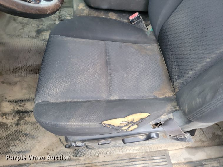 image for item JG9691 2010  Chevrolet Silverado 3500HD  Ext. Cab pickup truck