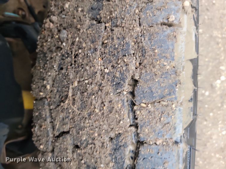 image for item JG9691 2010  Chevrolet Silverado 3500HD  Ext. Cab pickup truck