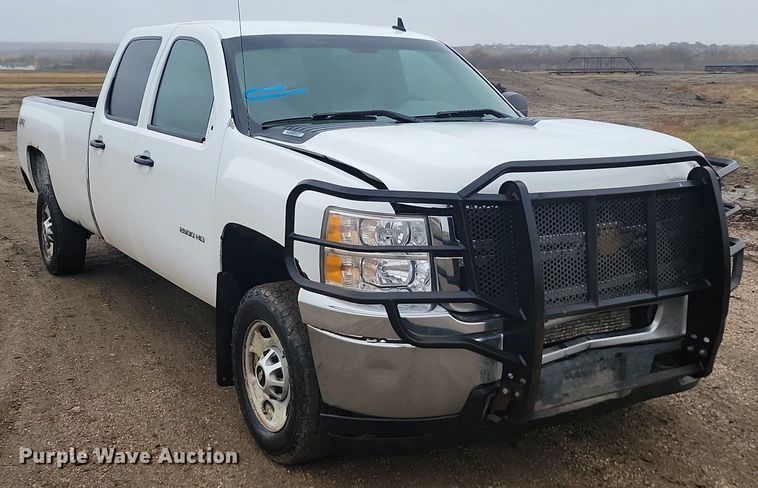 image for item JG9692 2013 Chevrolet Silverado 2500HD  Crew Cab pickup truck