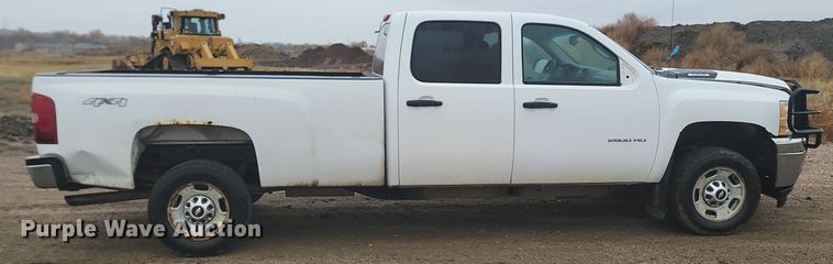 image for item JG9692 2013 Chevrolet Silverado 2500HD  Crew Cab pickup truck