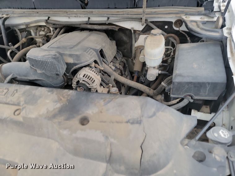 image for item JG9692 2013 Chevrolet Silverado 2500HD  Crew Cab pickup truck