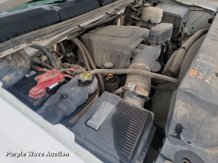 image for item JG9692 2013 Chevrolet Silverado 2500HD  Crew Cab pickup truck