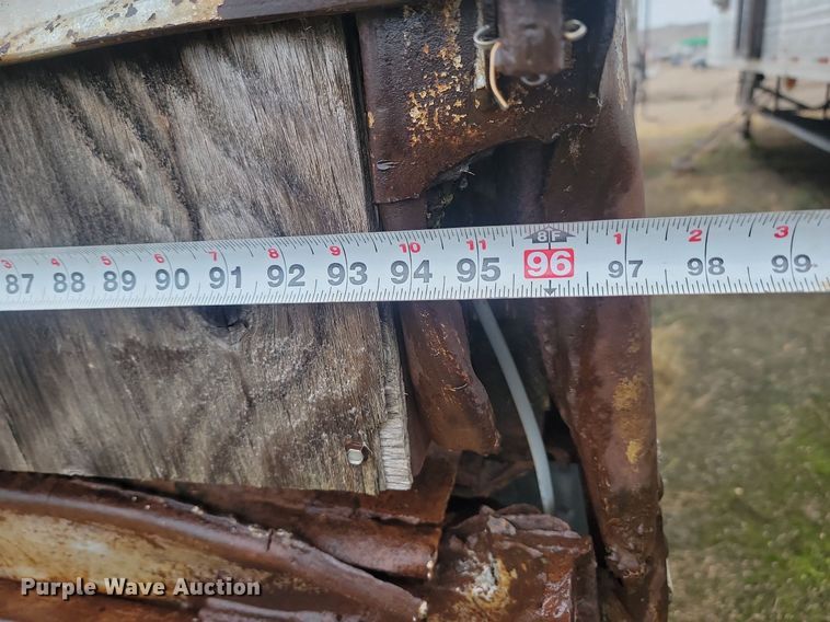 image for item JG9693 2004 Shop built  dry van trailer