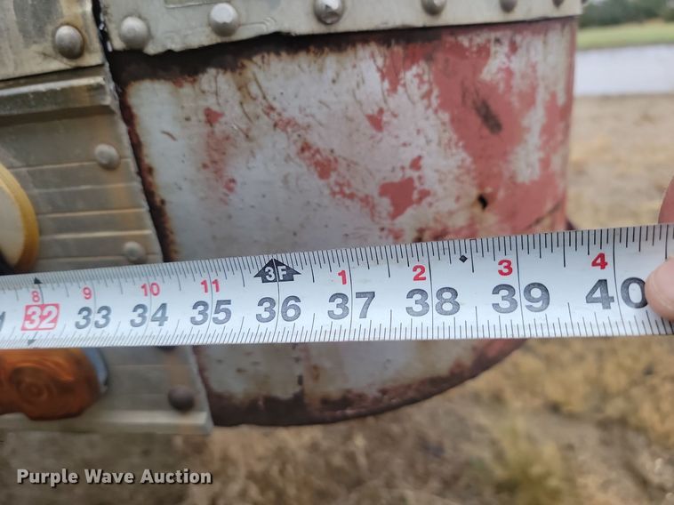 image for item JG9693 2004 Shop built  dry van trailer