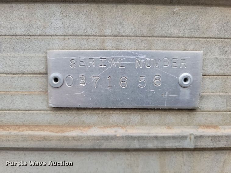 image for item JG9693 2004 Shop built  dry van trailer