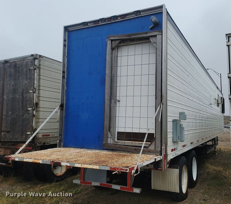 image for item JG9694 1988 Great Dane 701TZ1  mobile office