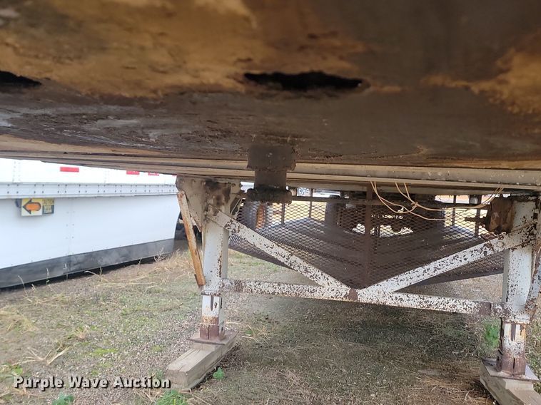 image for item JG9694 1988 Great Dane 701TZ1  mobile office