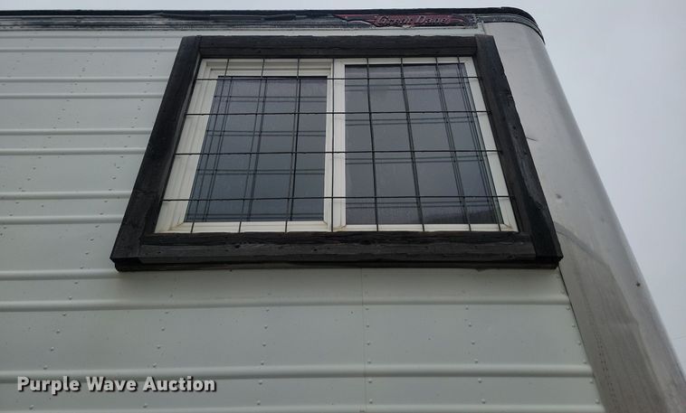 image for item JG9694 1988 Great Dane 701TZ1  mobile office