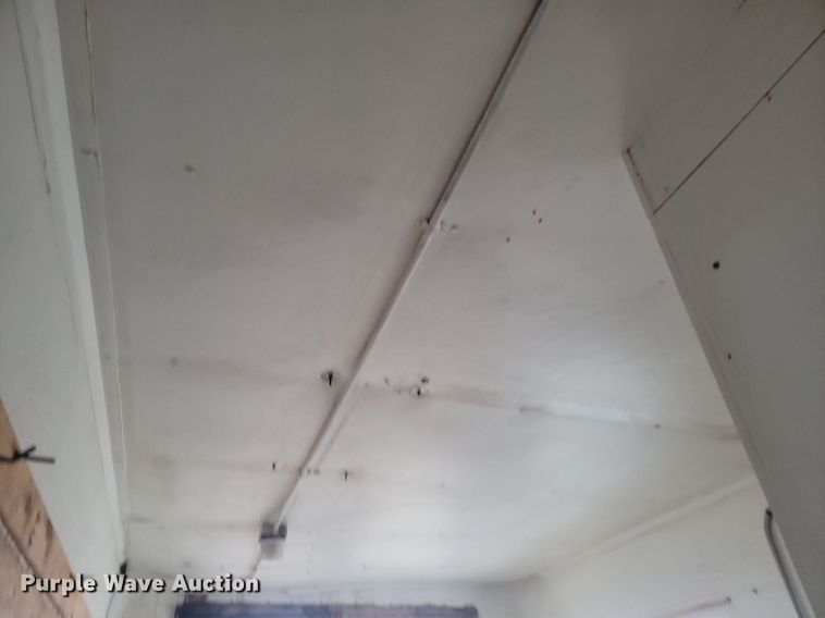 image for item JG9694 1988 Great Dane 701TZ1  mobile office