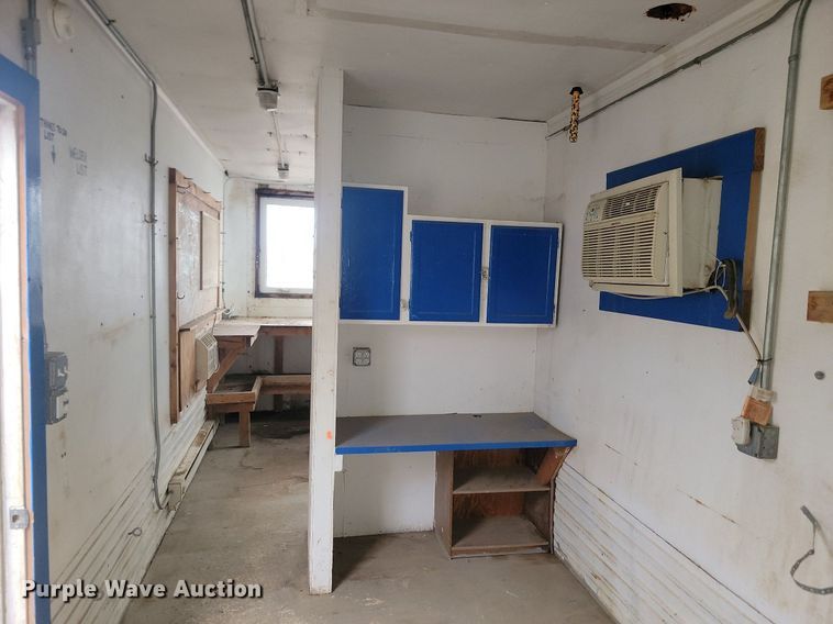 image for item JG9694 1988 Great Dane 701TZ1  mobile office