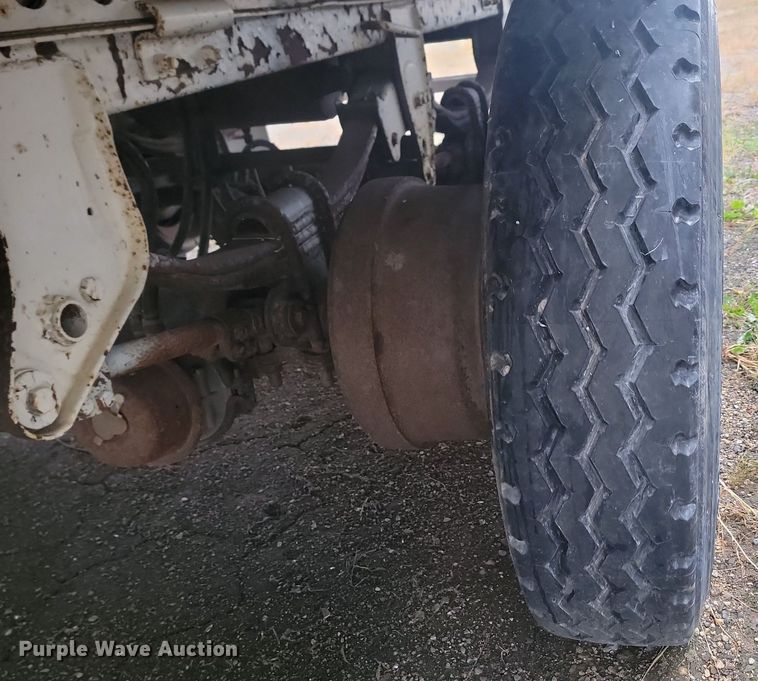 image for item JG9694 1988 Great Dane 701TZ1  mobile office