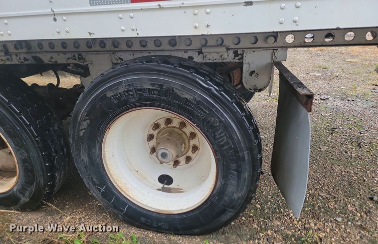 image for item JG9694 1988 Great Dane 701TZ1  mobile office