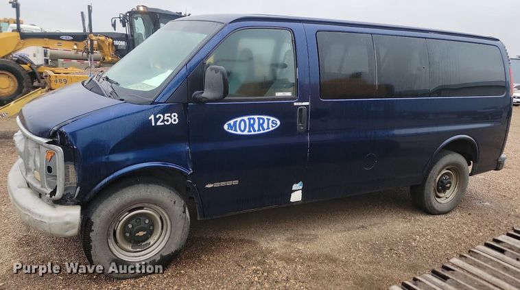 image for item JG9695 2000 Chevrolet Express 2500  van