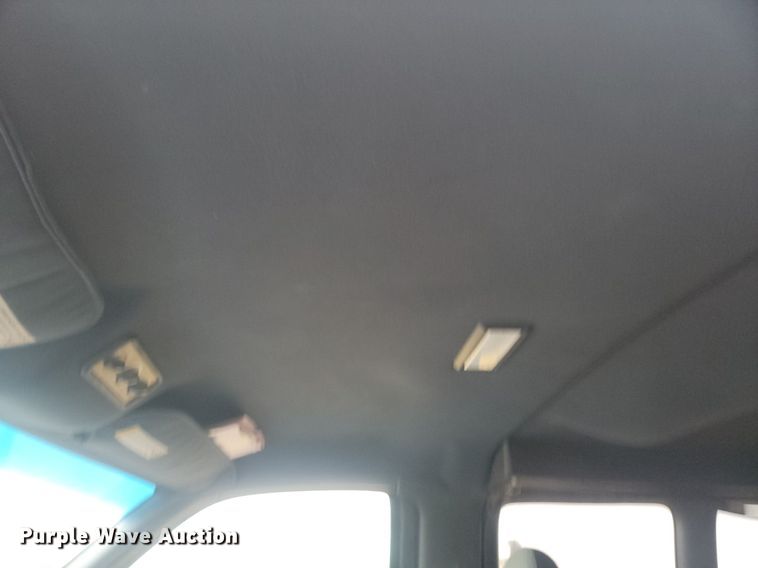 image for item JG9695 2000 Chevrolet Express 2500  van