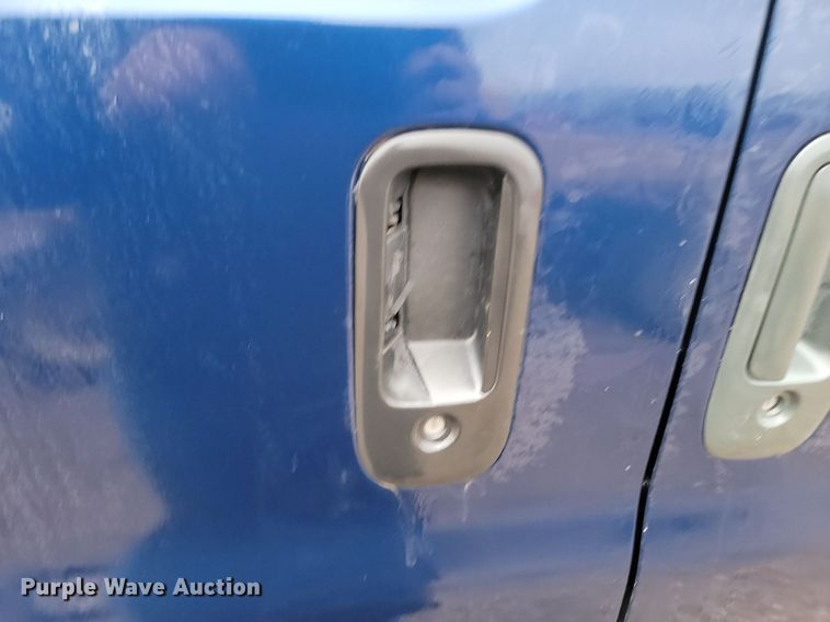 image for item JG9695 2000 Chevrolet Express 2500  van