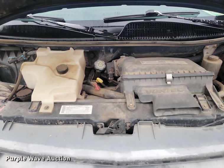 image for item JG9695 2000 Chevrolet Express 2500  van