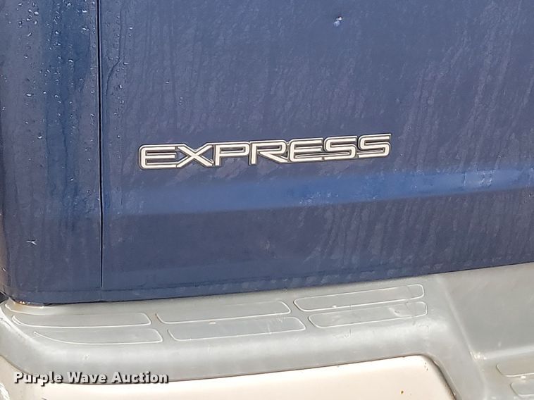 image for item JG9695 2000 Chevrolet Express 2500  van