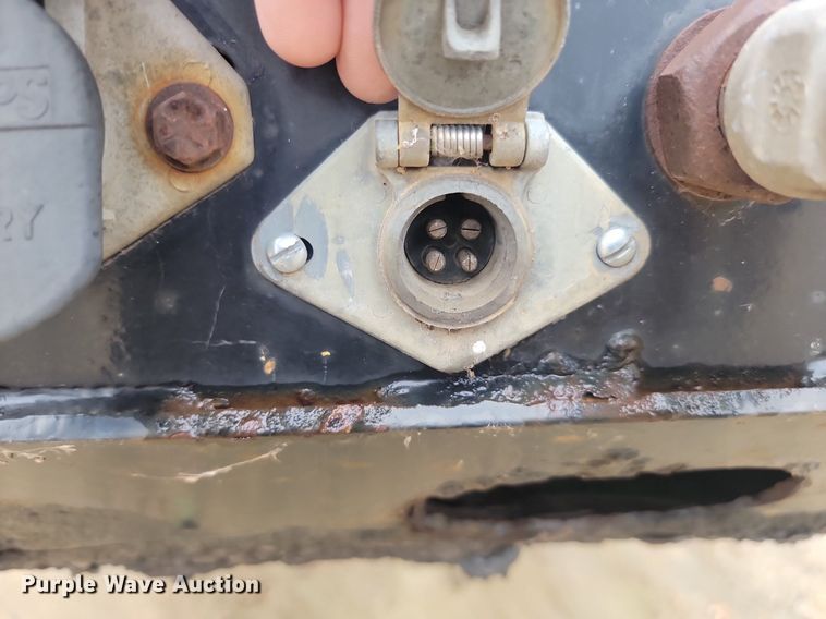 image for item JG9697 2003 Doonan 482DB14  drop deck trailer