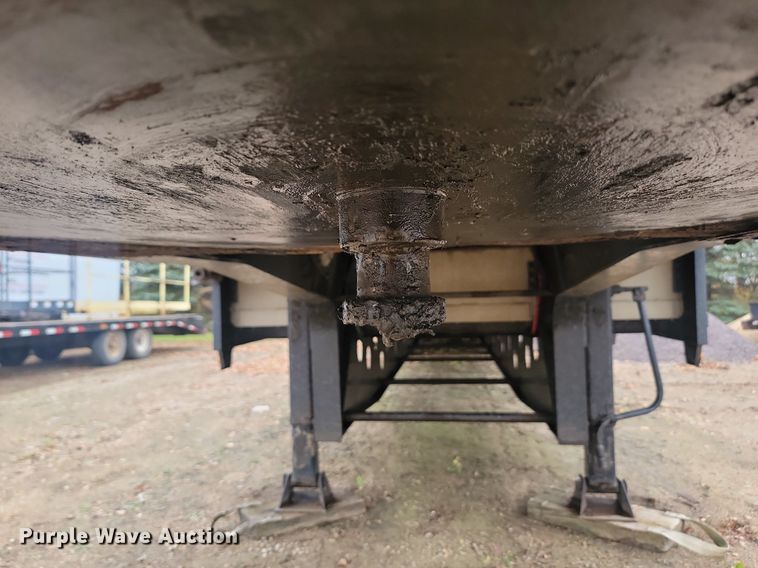 image for item JG9697 2003 Doonan 482DB14  drop deck trailer