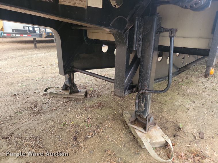 image for item JG9697 2003 Doonan 482DB14  drop deck trailer