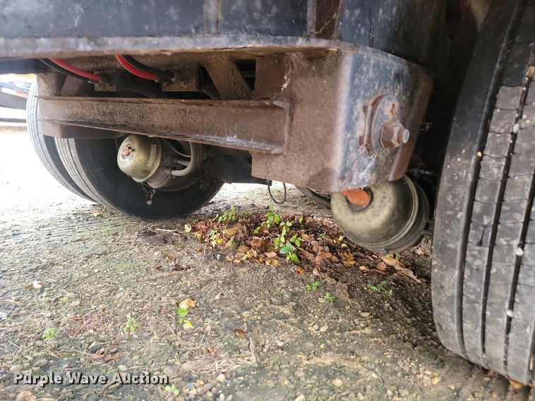 image for item JG9697 2003 Doonan 482DB14  drop deck trailer