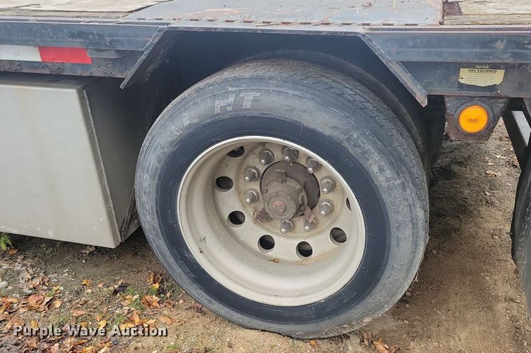 image for item JG9697 2003 Doonan 482DB14  drop deck trailer