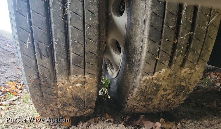 image for item JG9697 2003 Doonan 482DB14  drop deck trailer