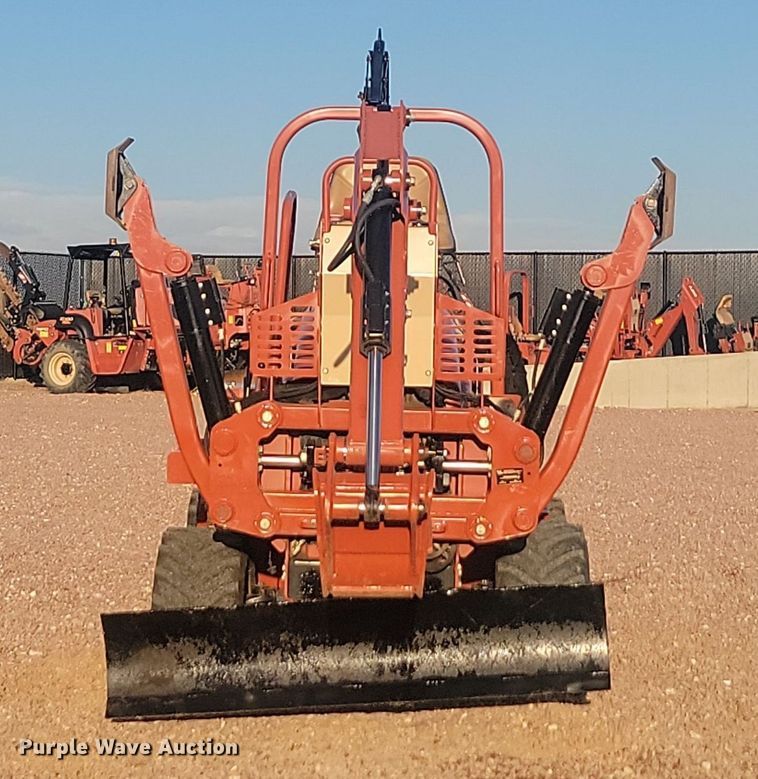 image for item JG9698 2018 Ditch Witch RT45  trencher