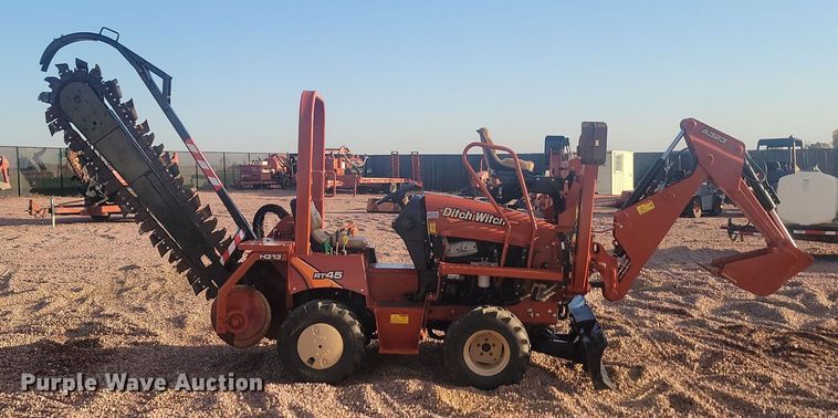 image for item JG9698 2018 Ditch Witch RT45  trencher