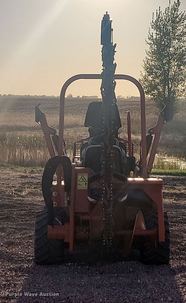 image for item JG9698 2018 Ditch Witch RT45  trencher
