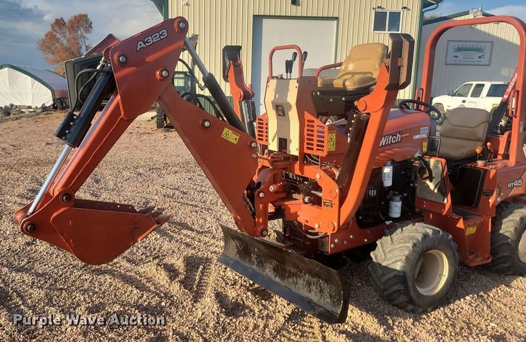 image for item JG9698 2018 Ditch Witch RT45  trencher