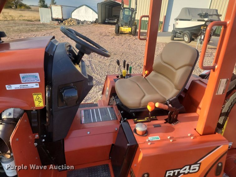 image for item JG9698 2018 Ditch Witch RT45  trencher