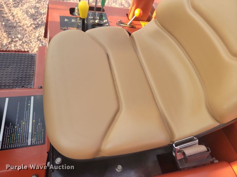 image for item JG9698 2018 Ditch Witch RT45  trencher