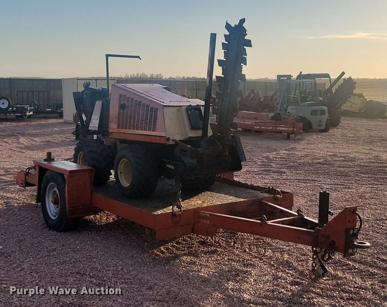 image for item JG9699 2013 Ditch Witch 410SX  trencher