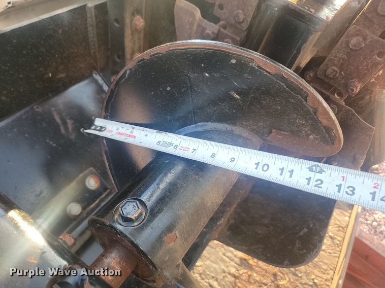 image for item JG9699 2013 Ditch Witch 410SX  trencher